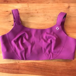 Moving Comfort 36DD high impact bra